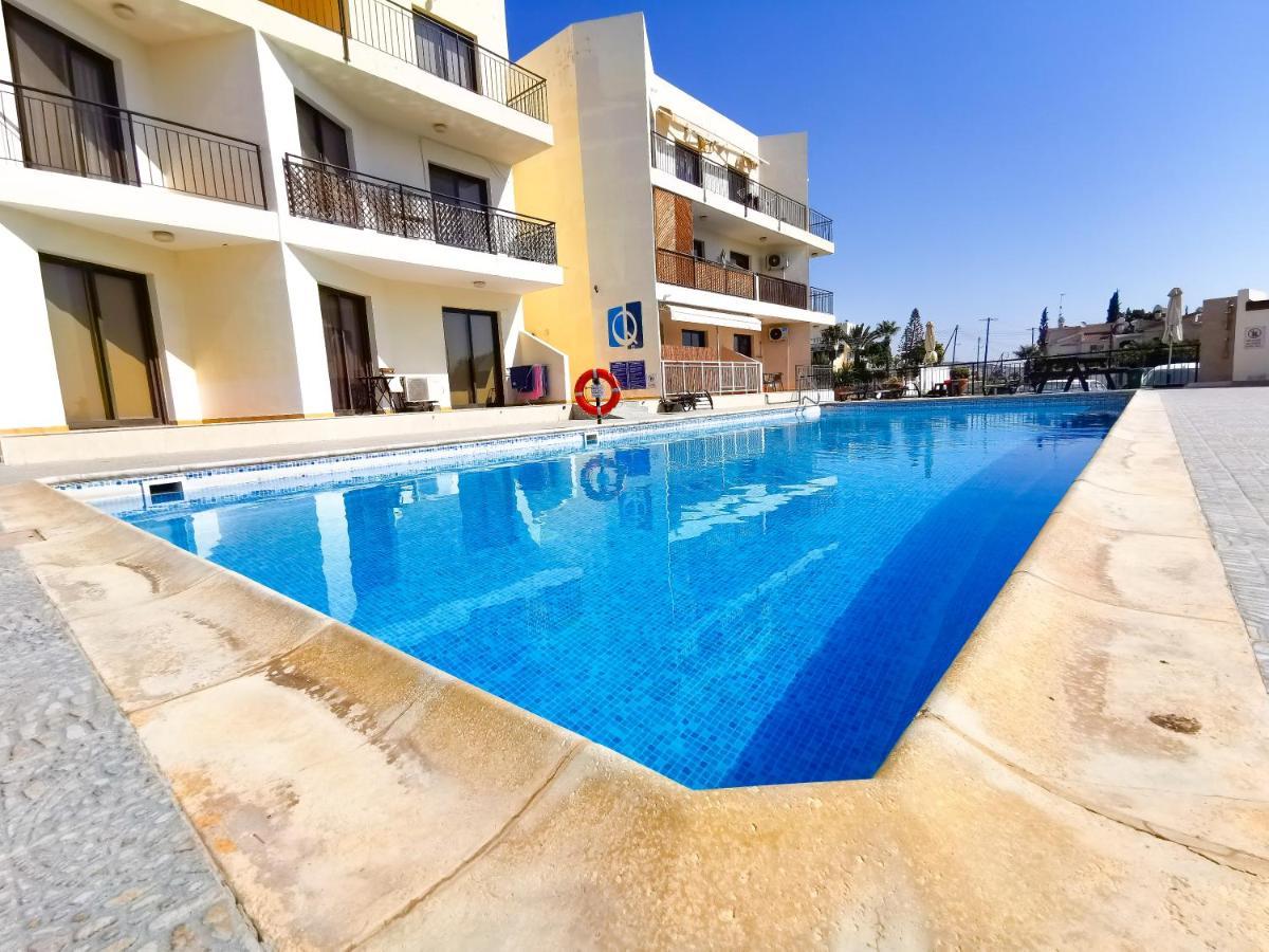 Sunny Pool Apartment Voroklini Exterior foto